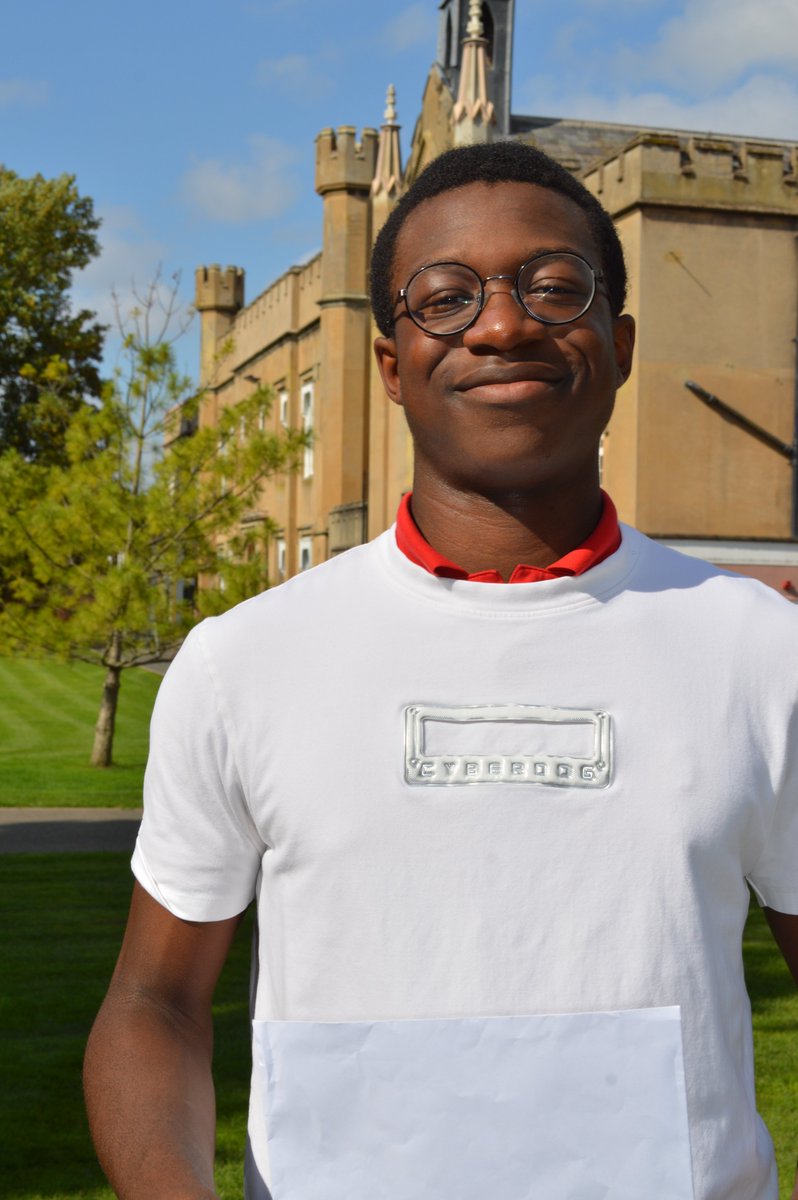 EwellCastleUK's tweet photo. #Classof2023 will be embarking on a diverse range of of higher education courses including Economics &amp; Management, Mathematics &amp; Physics, Computer Science, Sports Coaching Science, Chemistry, Architecture, Interior Design &amp; Music etc https://t.co/vOtuhRqoZt