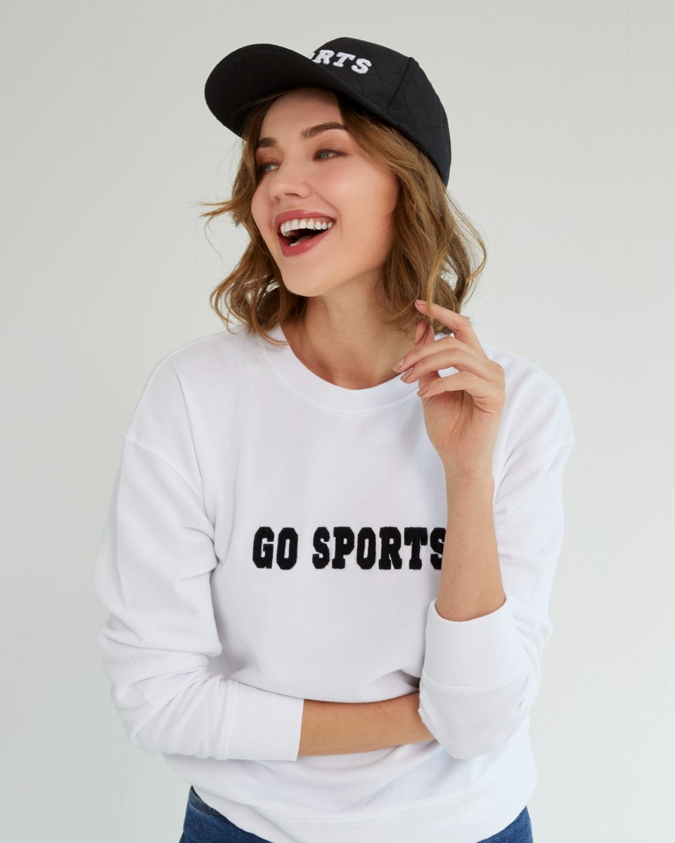 Shiraleah's tweet image. New Season. New Gear. 🏈

For the love of football &amp;amp; fashion, get your #transitionalstyle touchdown with Shiraleah. Shop our #GameDaycollection here: bit.ly/3YGtp5t

#gosports #womenssports #gamedaystyle #gamedayoutfit #stadiumstyle #gamedaysweater #shiraleah