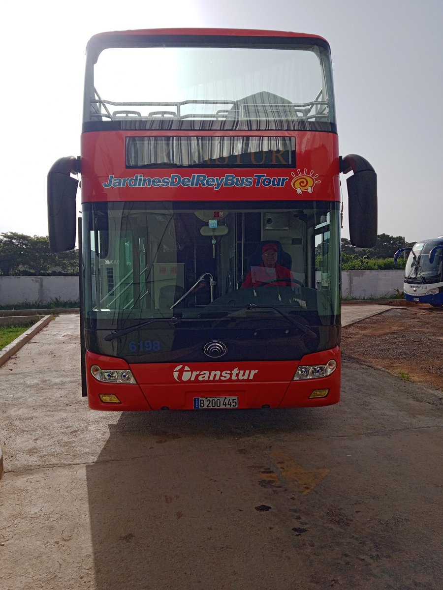 crta_de's tweet photo. La inversión ejecutada en nuestra #PlantaCAV nos permite realizar la #RevisionTecnica a vehículos de gran tamaño dedicados al #Turismo en nuestro país. https://t.co/MpNnY82toV