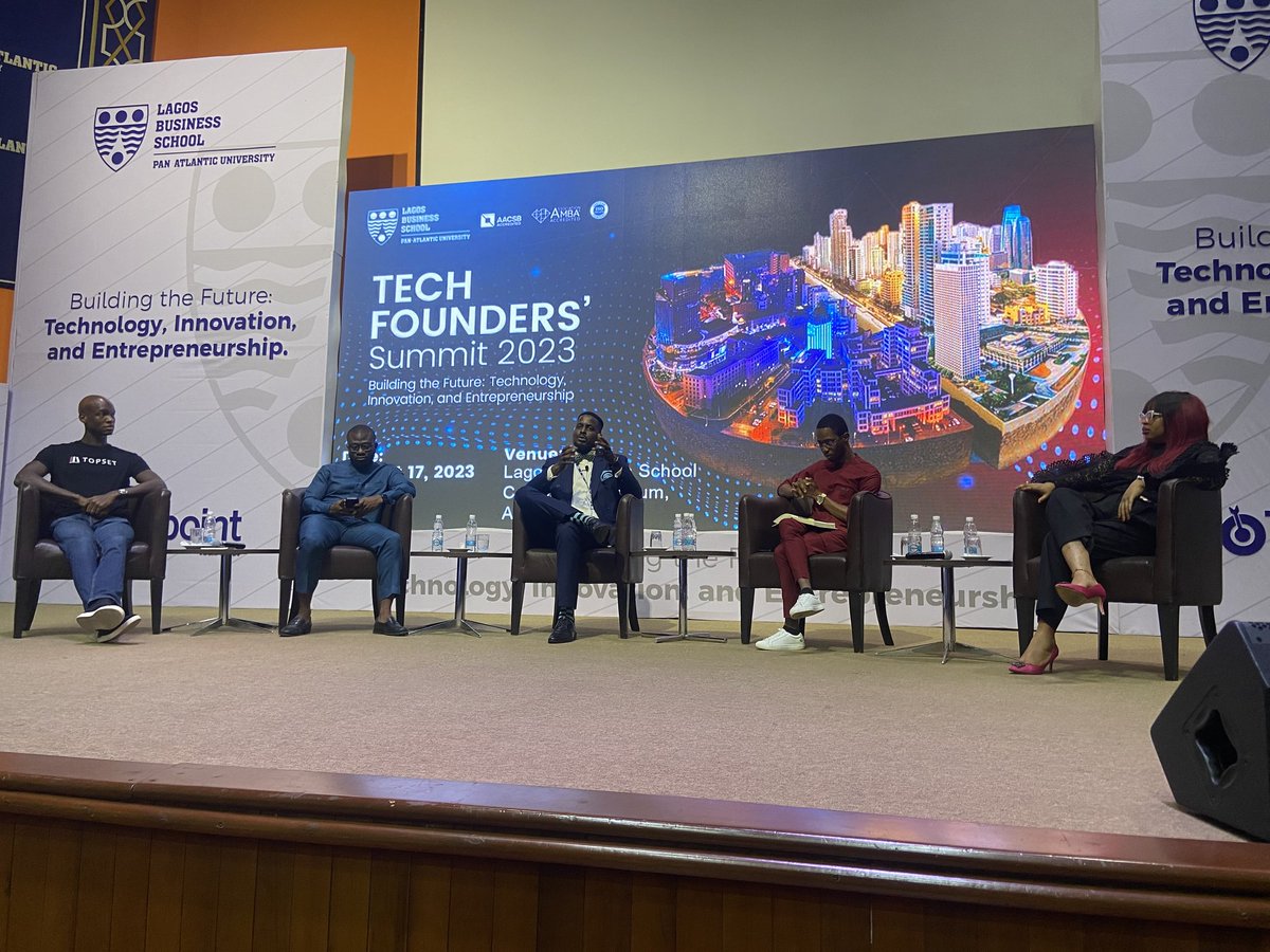 LBSNigeria's tweet photo. 2nd panel session
From L-R Frank Williams Co-Founder Topset, Dimeji Sofowora Co-Founder @HeliumHealth, Dr Emeka Azinge Moderator, Hakeem Onasanya, Head, @lagosinnovates, Ngozi Nwabueze Founder @pocketlawyerNG
#LBSTechFoundersSummit #LBSTFS #TechFoundersSummit https://t.co/preo2qLCsM