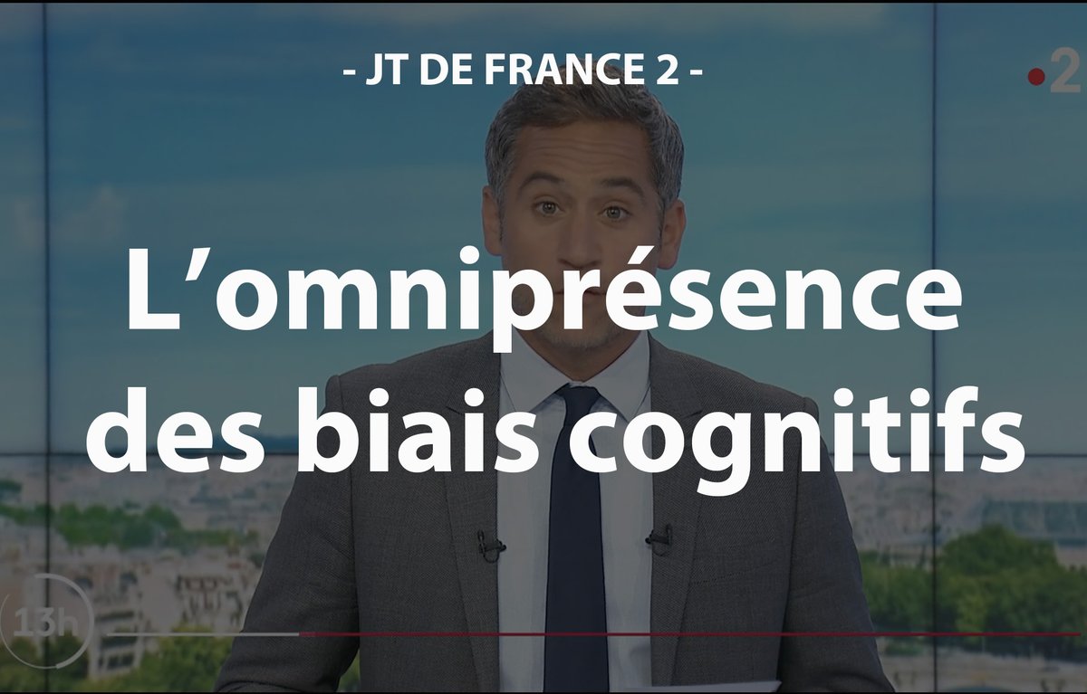 medias_citoyens's tweet photo. L'OMNIPRÉSENCE DES BIAIS COGNITIFS - Dans le choix du conducteur, des sujets, des angles éditoriaux, des micro trottoirs... La rédaction de France 2 manipule quotidiennement l’information (et les téléspectateurs) en utilisant différents biais cognitifs. Dans la seule édition de 13 heures du 17 août 2023, nous en avons relevé 2 qui en disent long sur les objectifs poursuivis...

Les fournitures scolaires

Le présentateur : « Faut-il rendre les fournitures scolaires et la cantine gratuite pour les élèves ? C’est la proposition d’un député Nupes ce matin ; il faut dire que la rentrée des classes n’échappe pas à l’inflation. De nombreux parents en font le douloureux constat dans les supermarchés ». Le reportage met ensuite en avant une municipalité PS de Chatillon qui offre des kits de fournitures scolaire aux enfants de la commune. Selon notre calcul, ces kits ont une valeur d’environ 15 euros par élève tandis que l’allocation de rentrée scolaire - versée par l'État et qui avoisine les 400 euros - se trouve mise sous silence durant le reportage.
 
> Biais cognitif : les téléspectateurs retiennent la générosité de la proposition du député Nupes (dont on ignore l’identité) et celle de la mairie PS de Chatillon ; les uns et les autres venant pallier les insuffisances (implicites) de l’État.

Prix moins chers en Italie
 
Le présentateur : « Au chapitre économique, franchir la frontière pour trouver moins cher, la tendance se confirme cet été dans notre pays, les azuréens sont de plus en plus nombreux à faire leurs courses en Italie ». Le reportage qui étaye cette affirmation se base sur une suite de micro trottoirs : « Il y a plein de choses moins chers qu’en France » ; « C’est moins, cher, ça vaut le coup »... À la fin du sujet, la journaliste décrète sans autre forme d’argumentation : « plus on s’éloigne de la frontière [française], plus les prix baissent ».

> Biais cognitif : la tendance présentée par le présentateur ne s’appuie sur aucune étude, aucune donnée statistique, aucun pourcentage. Sans doute est-ce mieux ainsi car l’inflation en Italie est supérieure (de 1,5 point) à celle enregistrée en France sur un an. Ce journalisme au doigt mouillé ne repose donc sur rien d’autre que l’objectif d’une rédaction de laisser croire - grâce à la technique de manipulation du micro trottoir orienté - à une vérité alternative dénuée de tout fondement économique.

Le reste du journal est de cet acabit avec une nouvelle affirmation non étayée du présentateur « Selon une étude, un Français sur 2 ne part pas en vacances ». Une nouvelle fois, le journaliste ne cite pas sa source et se contente d'utiliser un chiffre - a-priori biaisé voire faux - pour nourrir son argumentation militante. De fait, les études disponibles soulignent plutôt un pourcentage de 35 à 40% de Français qui ne partent pas en vacances l'été, chiffre constant depuis une vingtaine d'années.

À ce niveau de tripatouillage de l'information, on est en droit de se demander si l'on peut encore parler de journalisme (et de respect des chartes déontologiques) ; sans doute serait-il plus opportun de considérer ces JT comme des programmes idéologiques voire prosélytes. 

@infofrance2 @Arcom_fr @jbmarteau