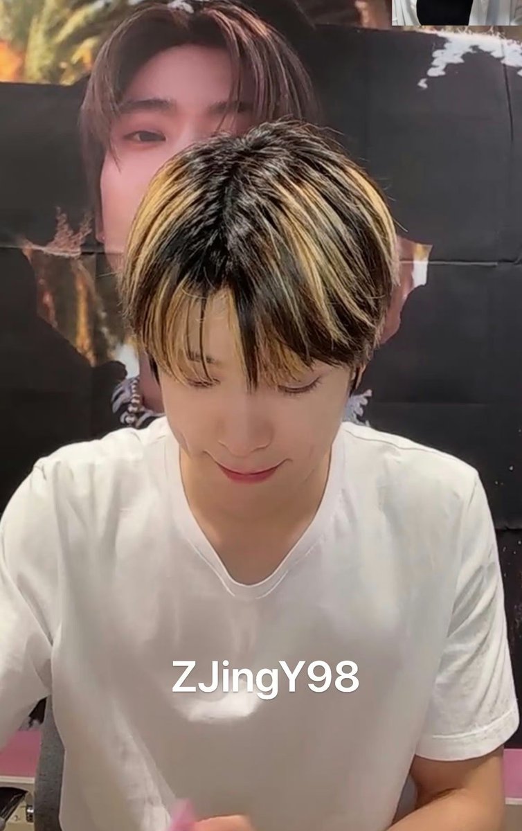 urmy_214's tweet photo. 하 진짜ㅜㅋㅋㅋㅋ https://t.co/TZsm9KFhVN