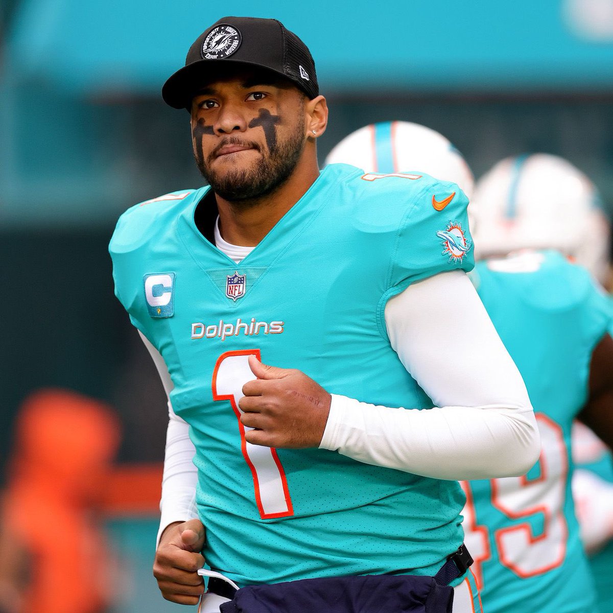 JOSHD0AN91's tweet photo. Tua Tagovailoa:

"I’ve learned to respect and admire Bills fans a lot over the years. Sometimes I wish our own fanbase would follow suit and have a bit more respect &amp; class.”

Tua with a HAYMAKER of a quote.

(via @espn) https://t.co/tTFt3b4bvD