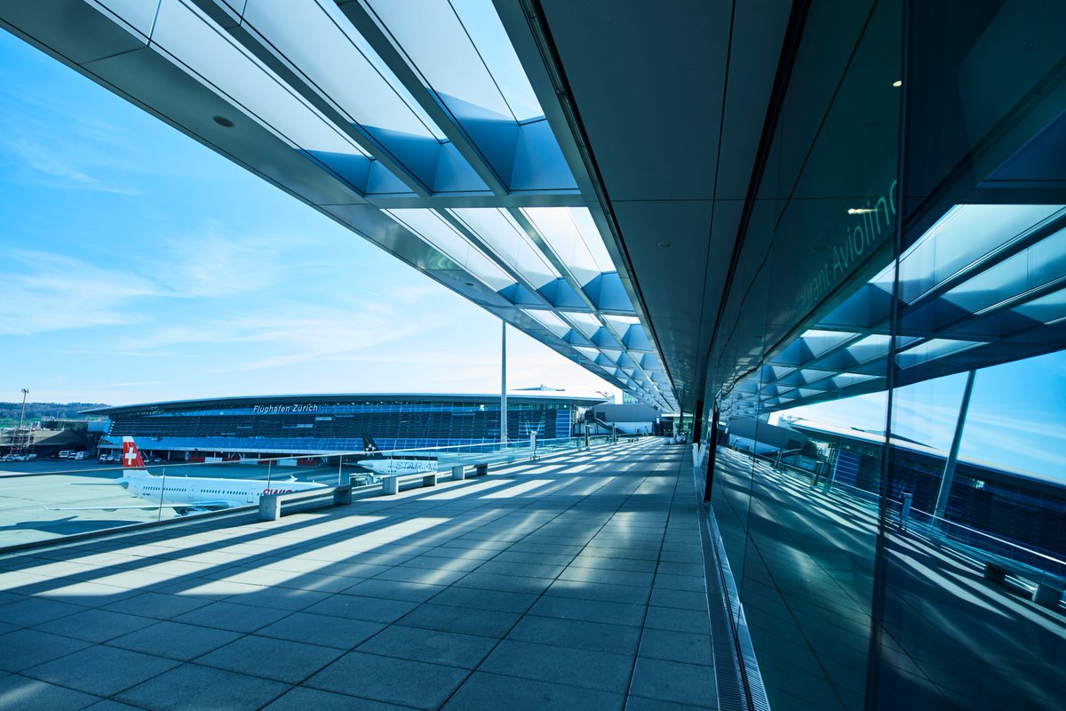 ZürcherHandelskammer (@zhk_ch) on Twitter photo Die Zürcher Regierung bekennt sich zur wichtigen Bedeutung des <a href="/zrh_airport/">Zurich Airport</a>. Richtig ist auch, dass sie ehrgeizige Ziele setzt punkto Klimaschutz und Verspätungsabbau. Die wirksamste Massnahme dafür sind die Verlängerungen der Pisten 28 und 32.
👉 shorturl.at/acilB Die Zürcher Regierung bekennt sich zur wichtigen Bedeutung des <a href="/zrh_airport/">Zurich Airport</a>. Richtig ist auch, dass sie ehrgeizige Ziele setzt punkto Klimaschutz und Verspätungsabbau. Die wirksamste Massnahme dafür sind die Verlängerungen der Pisten 28 und 32.
👉 shorturl.at/acilB