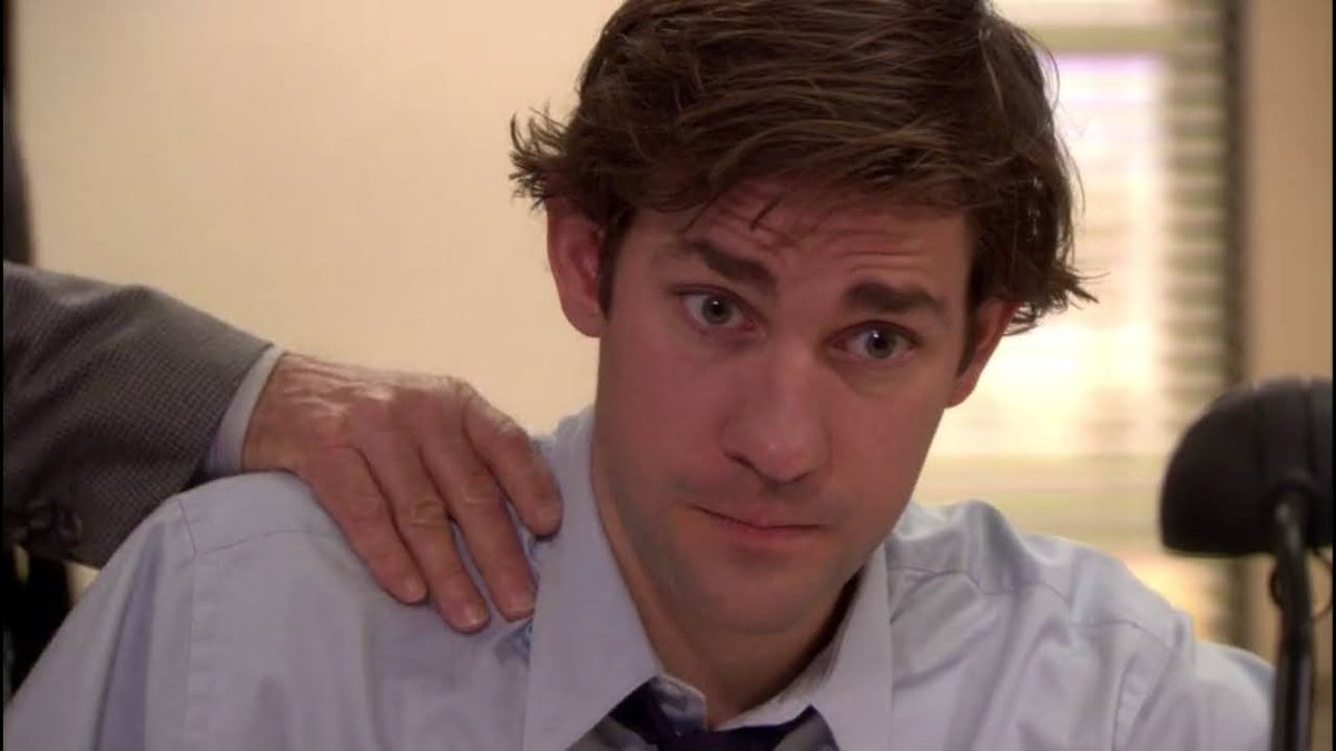 agosto siempre es eterno pero ahora empezó hace dos días y de la nada ya es DIECISIETE