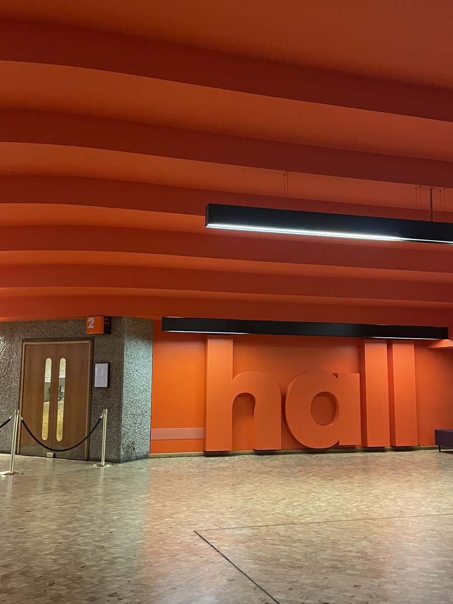 The Brutalist architecture walls with the Neo Art Deco….You know you are at #TheBarbican