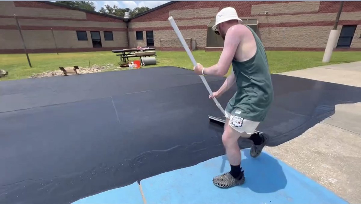 As schools prepare for #BacktoSchool, <a href="/OakbrookMiddle/">Oakbrook Middle School</a> is renovating their courtyard thanks to former student Khris Middleton of the <a href="/Bucks/">Milwaukee Bucks</a> and the Middleton Family Foundation. With the help of Project Backboard, this work of art will be playable for years to come. #TeamDorchester