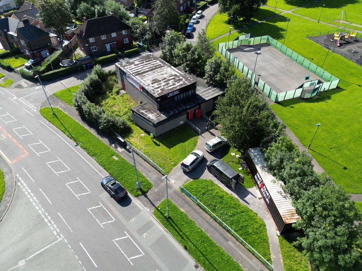 project_cre8's tweet photo. New instruction, undertaking a property condition survey at the ‘Jimmy Eagan Boxing Academy’ in Wythenshawe, the home of Tyson Fury. A great academy, providing amazing support to the local community and future talent. https://t.co/1ftrVzBfCi