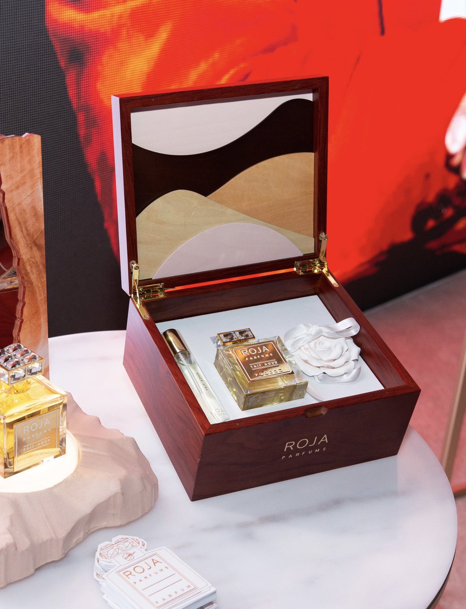 RojaDove's tweet photo. To celebrate our recent visit to the Middle East, we created a Taif Aoud Special Presentation Coffret. 

After many requests for the coffret to launch globally, I am pleased to announce that the presentation is now available from my Haute Parfumerie : https://t.co/AfNnXK5tK2 https://t.co/Iptz9ymEw0