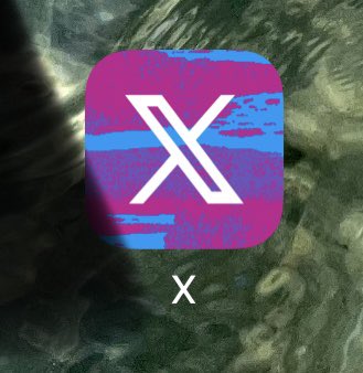 GioCallisto's tweet photo. Così, un pò meglio. Perlomeno è colorata!
#Xicon #X #Twitter_vs_X https://t.co/UAttgmHhjR