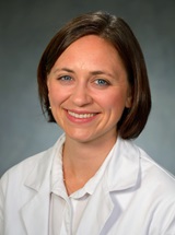 PennPulmonary's tweet photo. Today's summer lecture series ft @AmandaLeonberg: a whirlwind tour of CC nephrology! Some pearls: 
🫁⬆️5 causes of AKI in the ICU: sepsis, surgery, low CO, hypovolemia, meds
🫁Peritoneal dialysis is feasible &amp; potentially advantageous for some critically ill pts
🫁CVVH vs CVVHD! https://t.co/3DmguRZ4wH