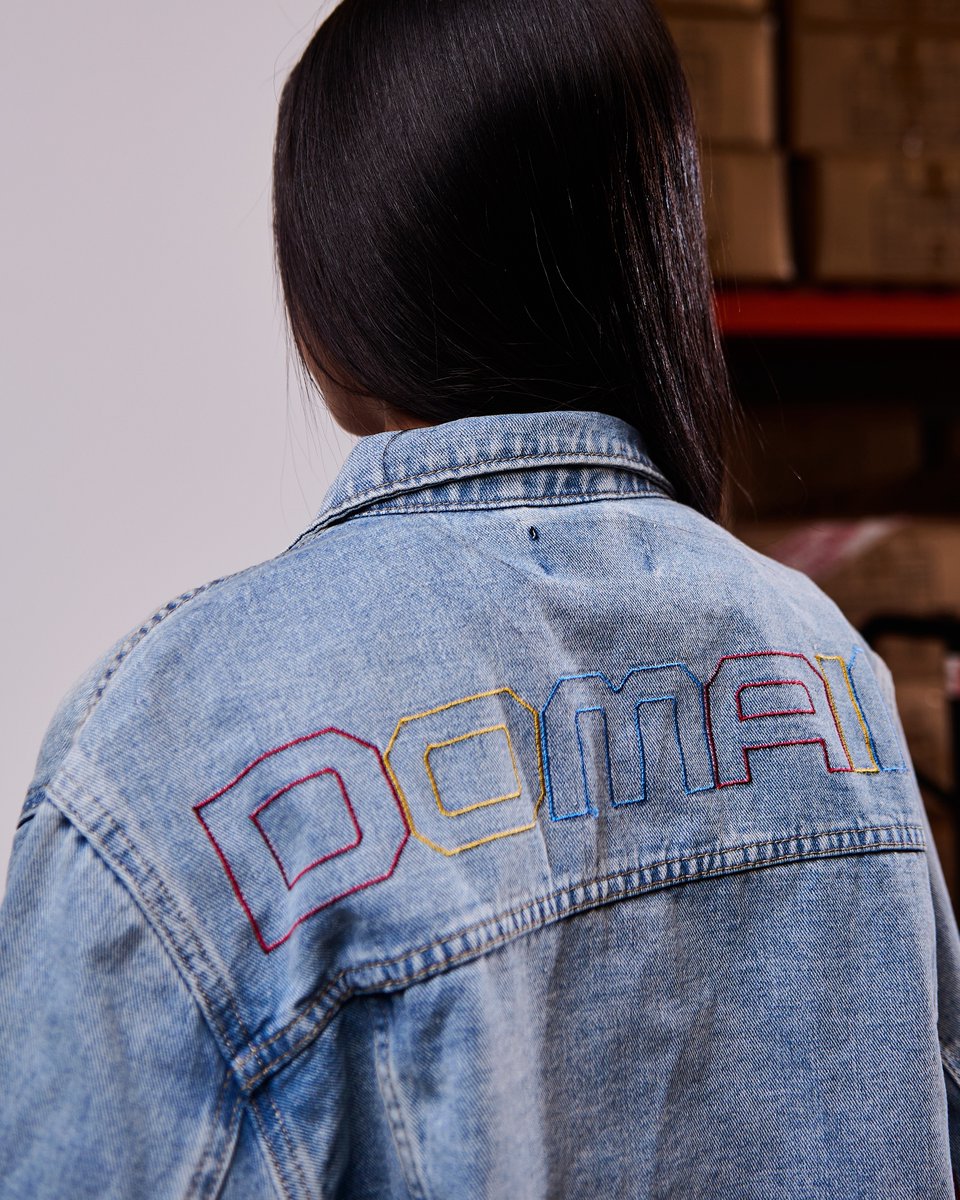 DomainJeans's tweet photo. We are the rulers of our dreams. It’s time
for your style to mark its territory.
With every denim we experiment with different
distressing techniques, cuts, washes and styles.
Multifaceted.
#DOMAINJEANS #THEFREETHINKERS https://t.co/y2znbD96Dk