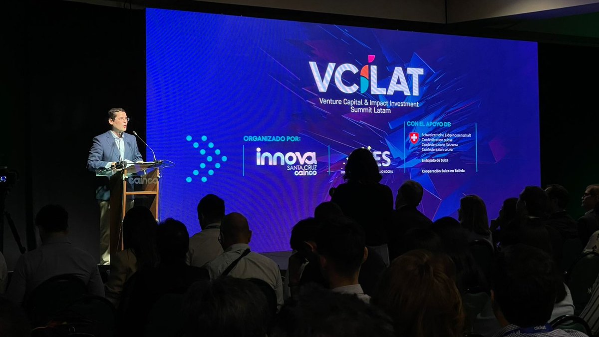 CAINCOBOLIVIA's tweet image. @jpierread , presidente de CAINCO inauguro el 2do día del #VCILAT2023, este gran encuentro que reúne a empresarios, emprendedores, agencias de desarrollo, organizaciones de soporte e inversionistas de toda América Latina.