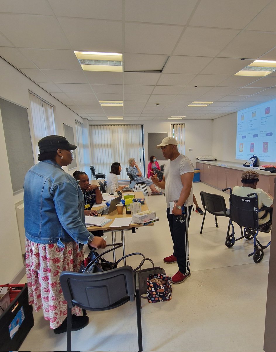 Nads_Roberts's tweet photo. North Mid in the community
Enfield community diabetes service
Todays Walk in diabetes clinic and focus Group
Topics of the day 
.Food labels
.Know your number
.Portion control https://t.co/TTkFINm49e