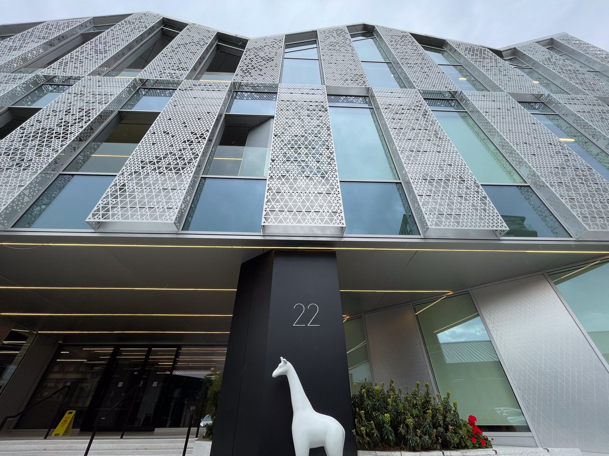 StrideTreglown's tweet photo. Opening to the public on 21st Aug, we're now galloping towards the start of the #CroydonStandsTall art trail 🦒

Before getting her spots and joining the herd next week, our little giraffe took off to graze some of our London projects. Can you spot which ones?

#ThisIsCroydon https://t.co/T2xATWPUOD