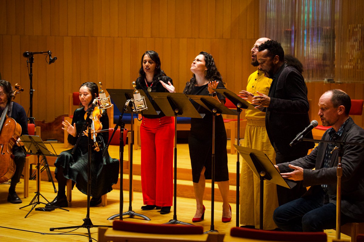 5BMF’s artistic programming has maintained a particular focus on the emergence of new music in New York City. This dedication, coupled with our mission to celebrate the city as a whole, culminated in our ambitious Five Borough Songbook projects. 5bmf.org