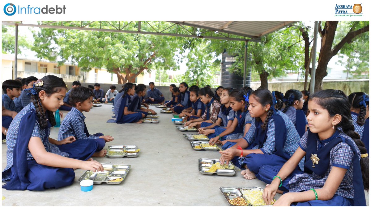AkshayaPatra's tweet image. It was an enriching encounter when our CEO, Mr. Shridhar Venkat, met the leadership team of India&apos;s #Infradebt. In their persistent support to the Mid-Day Meal Program, they have helped Akshaya Patra nurture countless dreams.

Their considerable contributions during FY 22-23 have…