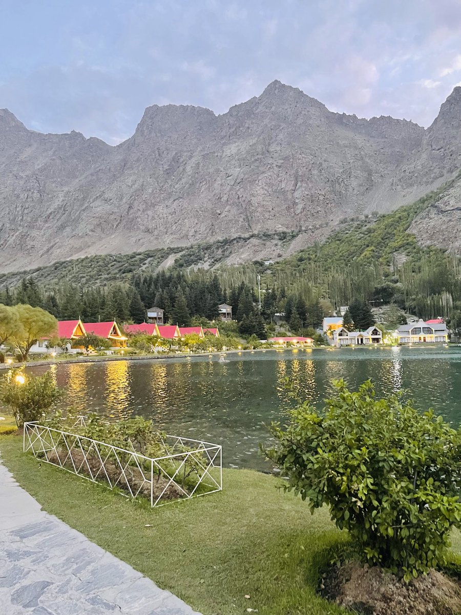 MishalHidayatSh's tweet photo. Shangrilla Resort, Skardu ❤️ https://t.co/LwVXocx9nd