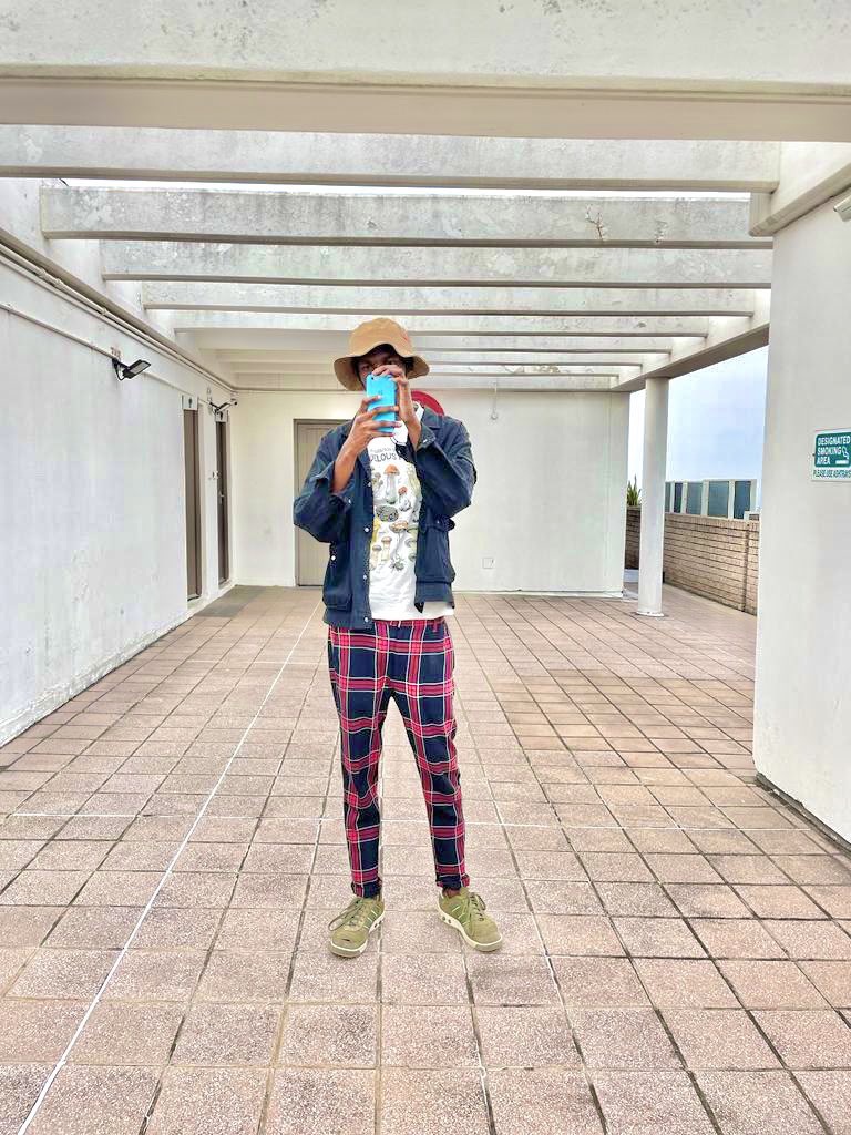 Koolweed17Za's tweet photo. https://t.co/besKkylai2