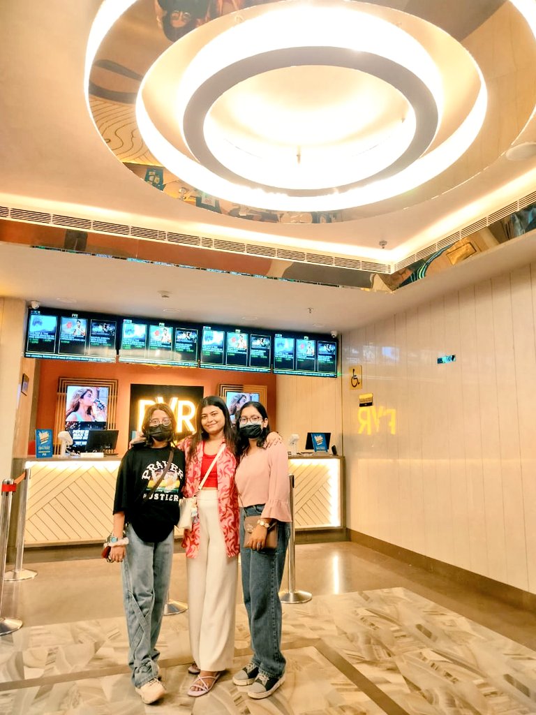 Web3Assam's tweet photo. We had an amazing time at our community movie night at @_PVRCinemas, a big thanks to @VESH_D &amp; the awesome team at @ReneVerse_io! 🌟 🔥

Connecting with fellow #Web3 folks over @OppenheimerFilm was a blast. Looking forward to more collaborations in the pipeline! 🍿🚀 https://t.co/nzQK2UdFbf