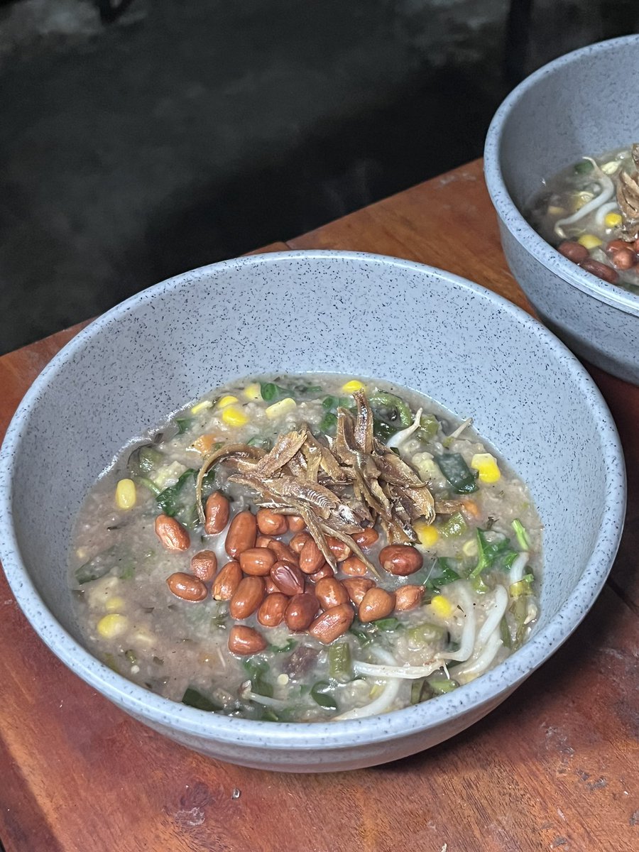 javafoodie_'s tweet photo. Kompilasi Spot Kuliner Kalbar di Jogja yang wajib kamu coba.
Gr gr punya istri orang Kalbar jd lebih explore kulinernya dan ternyata cocok2 banget.
Semoga bs bantu obat kangen temen2 dr Kalbar ya https://t.co/HZWMDHFIJY
