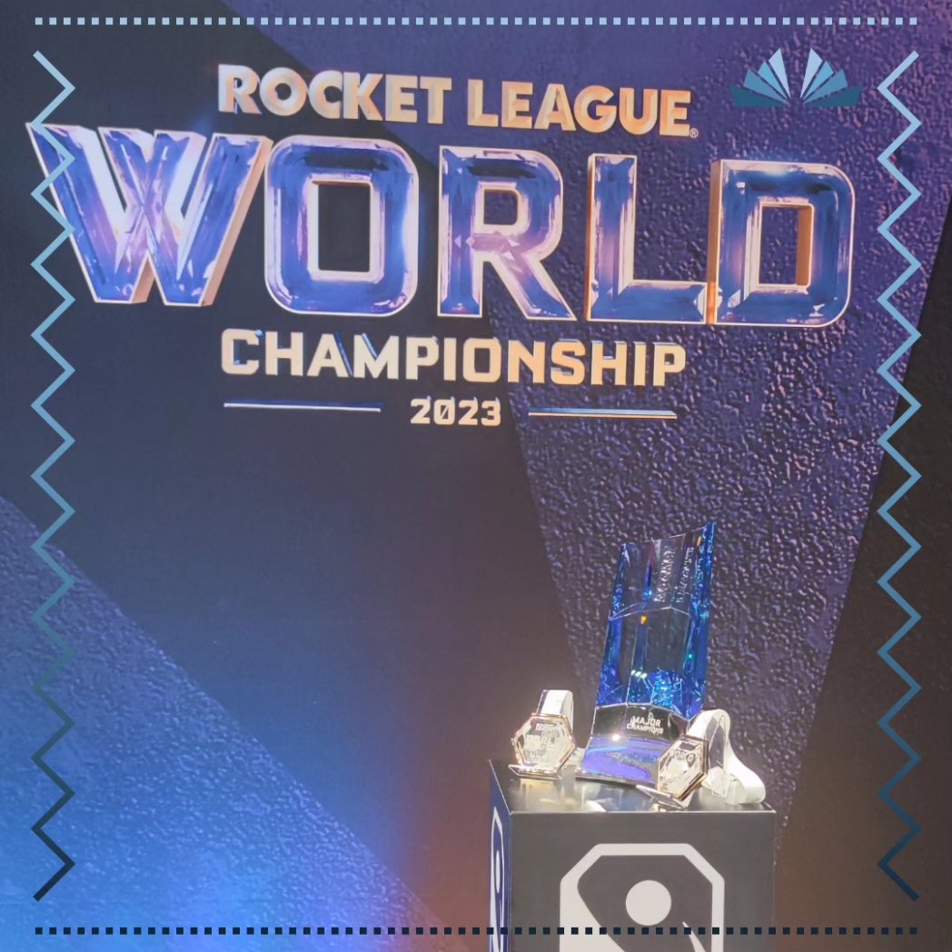 ovguesports's tweet photo. Natürlich ging es auch rein in den PSD BANK DOME Düsseldorf zu der #RLCS World Championship 2023. Super Atmosphäre dank der 
@LeBlueWall 🟦 und den @GoldenHornets 🐝

Unser Partner @zmbc_gaming hat uns während des Düsseldorf Trips tatkräftig unterstützt 🙌 https://t.co/dejjlq9yIn