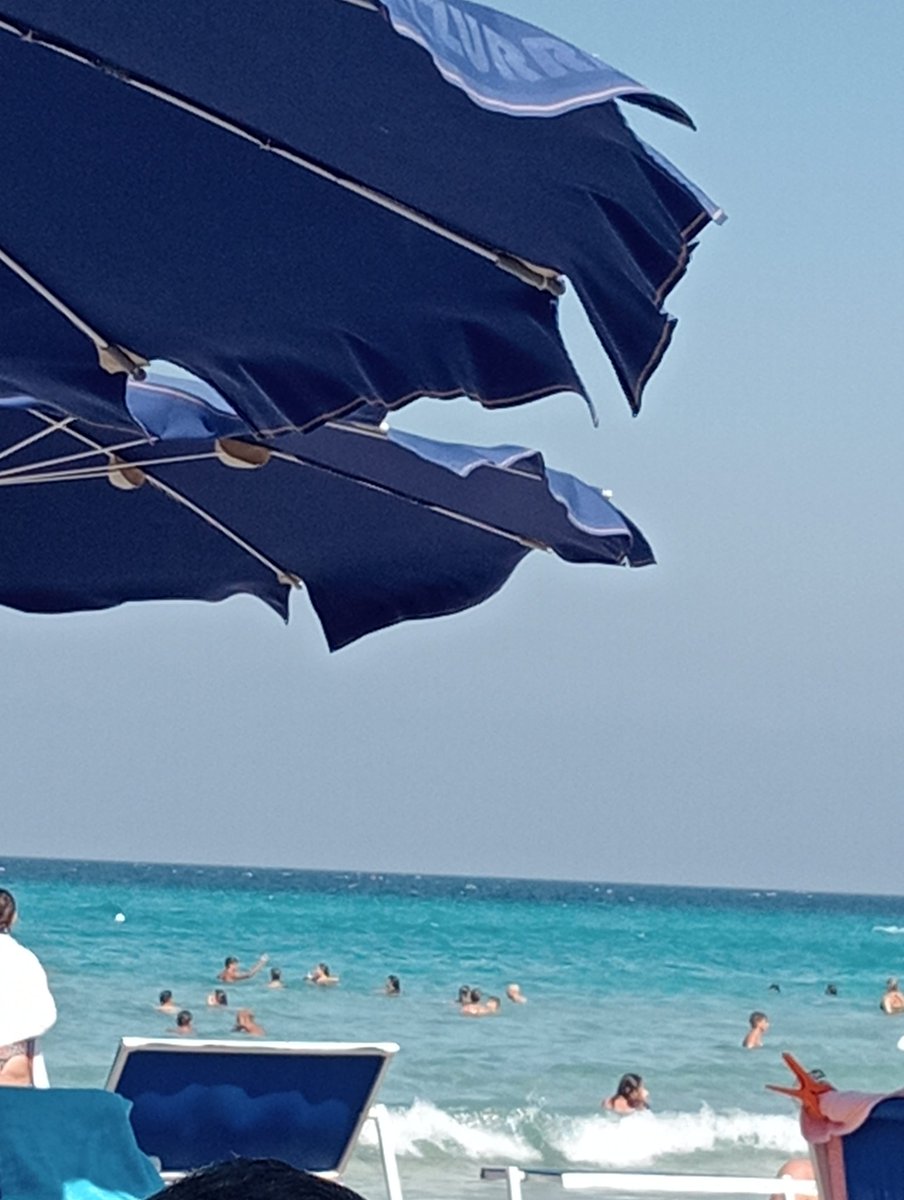 donata_accogli's tweet photo. Sfumature di Azzurro #Alimini #Otranto #SpiaggiAzzurra⛵⛵⛵⛵⛵⛵ https://t.co/iQVfBMvsbX
