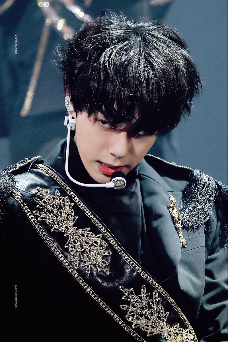 Ne_jjyu_us's tweet photo. 약간.. 와눙이 무대 몰입도 극상일때
이런재질(?)이 되는게 전율이 오르는편 https://t.co/MKFkebG4I0