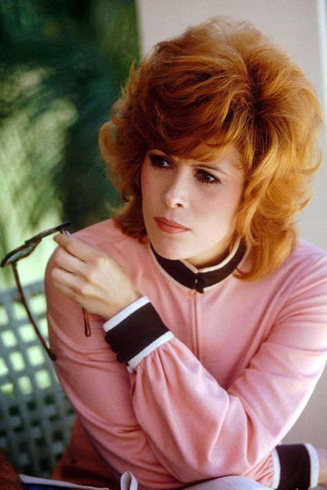 NLCarolynMuse's tweet photo. A #HappyBirthday to film/stage/television actress, culinary personality, and businesswoman Jill St. John (83). #ComeBlowYourHorn #HoneymoonHotel #TheBigValley #Batman #RowanandMatinsLaughIn #DiamondsAreForever #TheLoveBoat #FantasyIsland #EmeraldPointNAS #AroundtheWorldin80Days https://t.co/c8KKkrTG3m