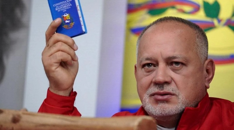Diosdado Cabello: Defenderemos la patria de los que quieren entregarla al imperialismo

#VenezuelaEcológica

vtv.gob.ve/diosdado-cabel…