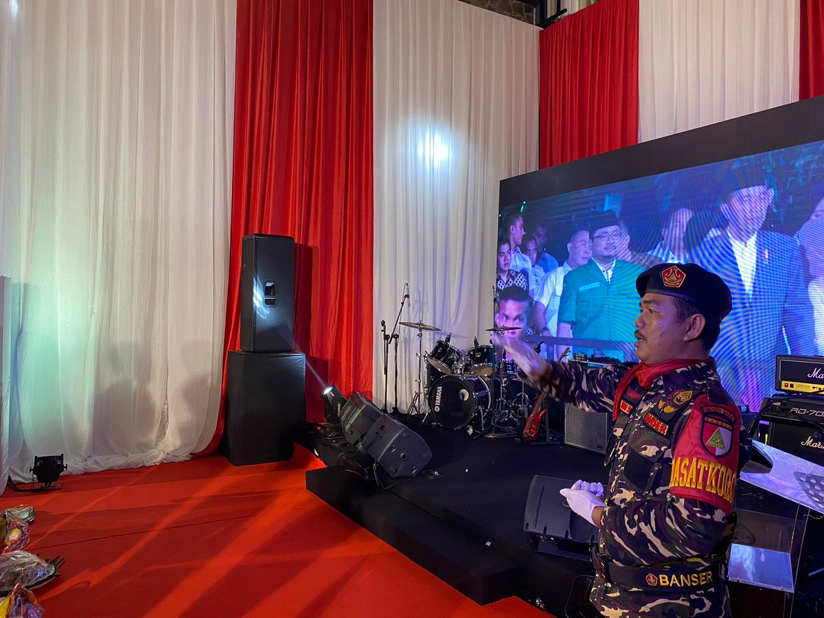 Menyanyikan Mars Gerakan Pemuda Ansor #Harlah89GPAnsor