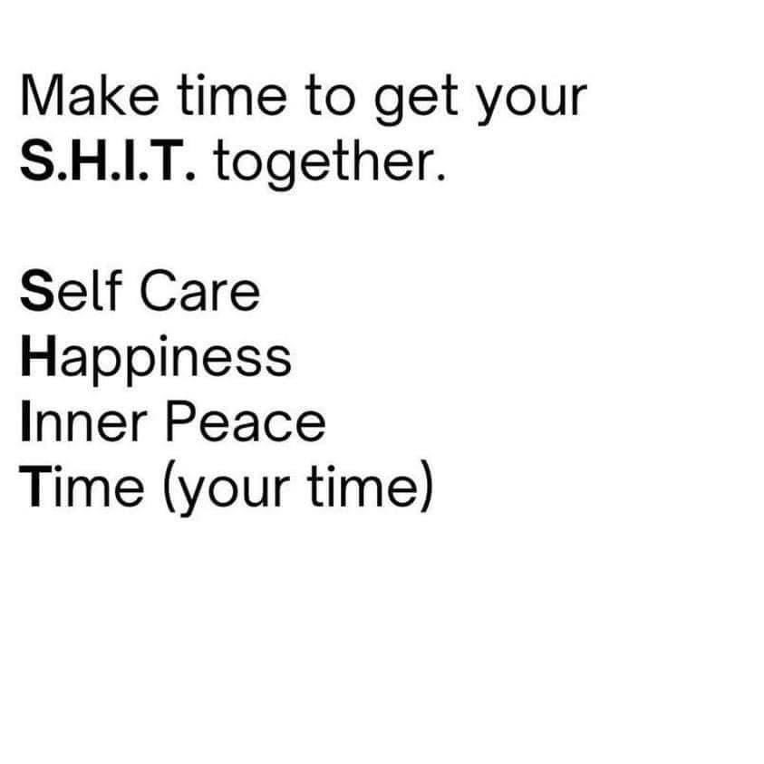 SimplyMeAshlee_'s tweet photo. Also, So Happy It’s Thursday https://t.co/ozFRushdZs