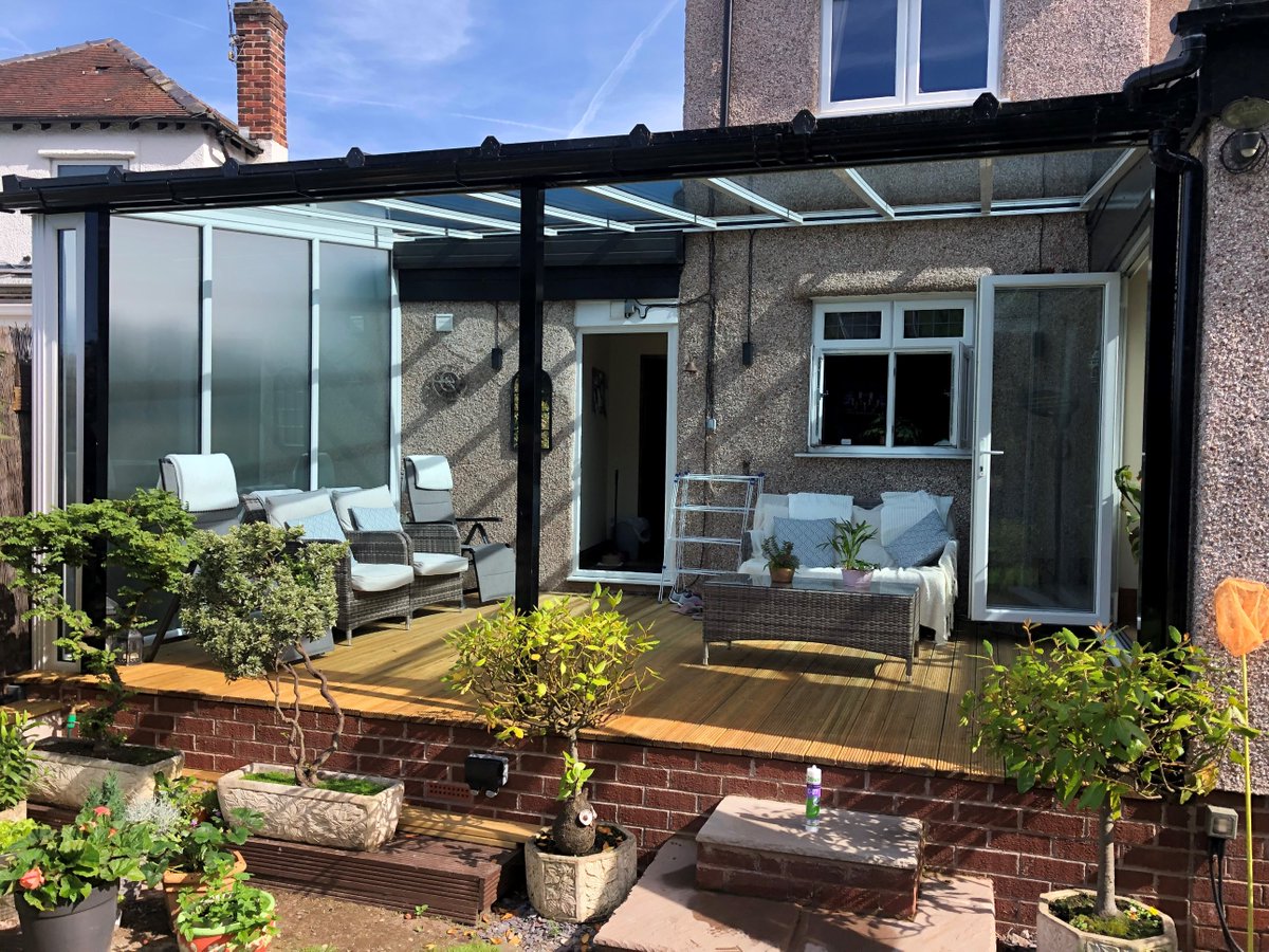 CRSWirral's tweet photo. This glass lean to has created a beautiful space to enjoy the sunshine in ☀️
https://t.co/r90s1v6sKg
#crswirral #glassroof #glassleanto #conservatorywirral #wirralbusiness https://t.co/zaHm3PXa6o