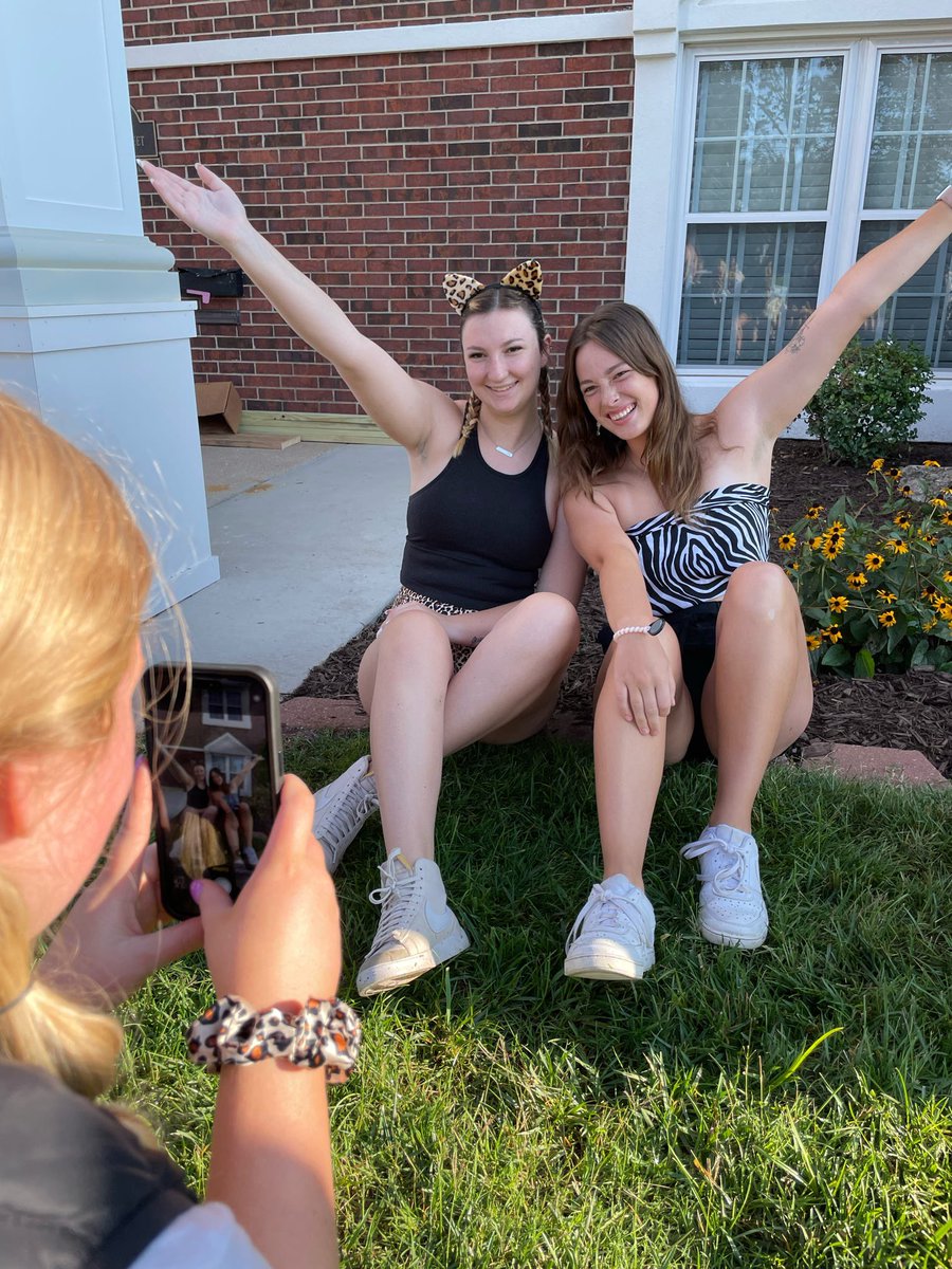 MoStateTriSigma's tweet image. WORK WEEK DAY 3
Welcome to the jungle!!🐆🦓 Super excited to meet PC ‘23