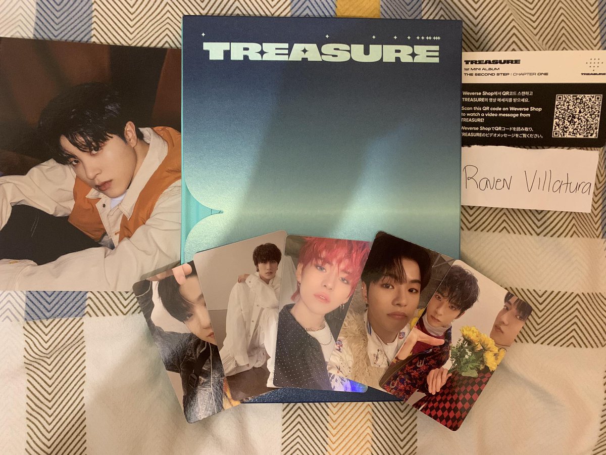 TeamCOfficial2's tweet photo. ✅ TREASURE ALBUM (Inclusions on the Photo, with folded posters di lang po na picturan) + SF
⭐ Treasure 1st Mini Album - 2nd step chapter 1 - 700
⭐ Treasure 1st Full Album - 950.00
⭐ Treasure Chapter 3 Album - 650.00
⭐ Treasure Chapter 1 - 200 https://t.co/TLGeDBE1Kf