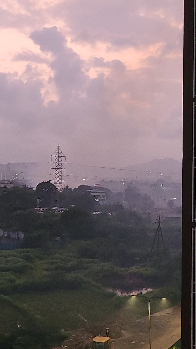 VikasRealFact's tweet image. Too much smoke comes entire day.
Resident of lodha upper thane not able to breath properly.
Raised ticket to lodha builder but there is no solution.
#lodhadevelopers #microtechdevelopers #mangallodha 
#kapilpatil
#dreknathshinde 
#pollutioncontrolboard