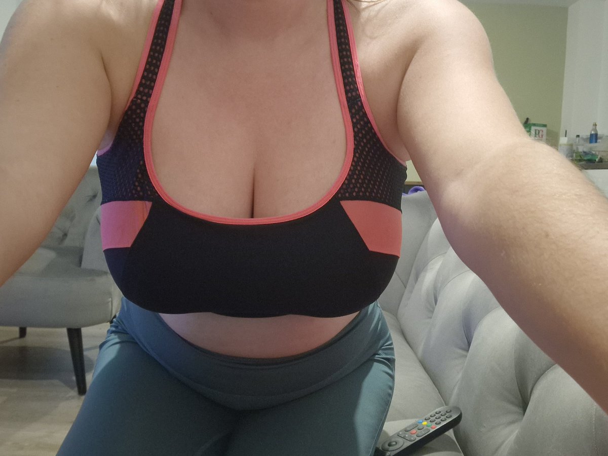 wildlou9's tweet photo. Want me to take this off? 

(Check OF 😉) https://t.co/XnJu234FWm