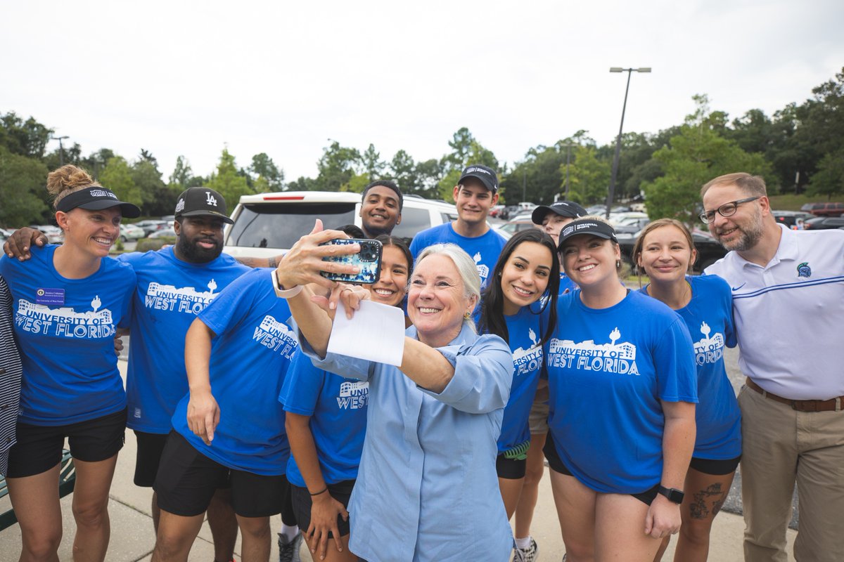 DrMDSaunders's tweet photo. Welcome back, #Argos! May this school year be a canvas for new beginnings and unforgettable moments.

#UWFPres https://t.co/QqjyBxCsDU