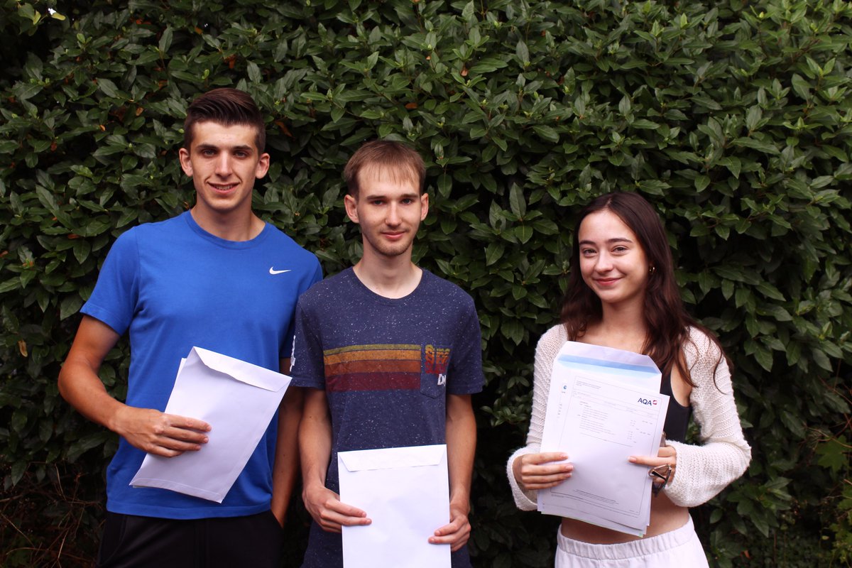 We would like to congratulate all our hard-working students on the receipt of their Key Stage 5 results this year, with the majority of our students achieving their first-choice university places or exciting apprenticeships. For full news story go to warlinghamtlt.co.uk/news/?pid=61&n…