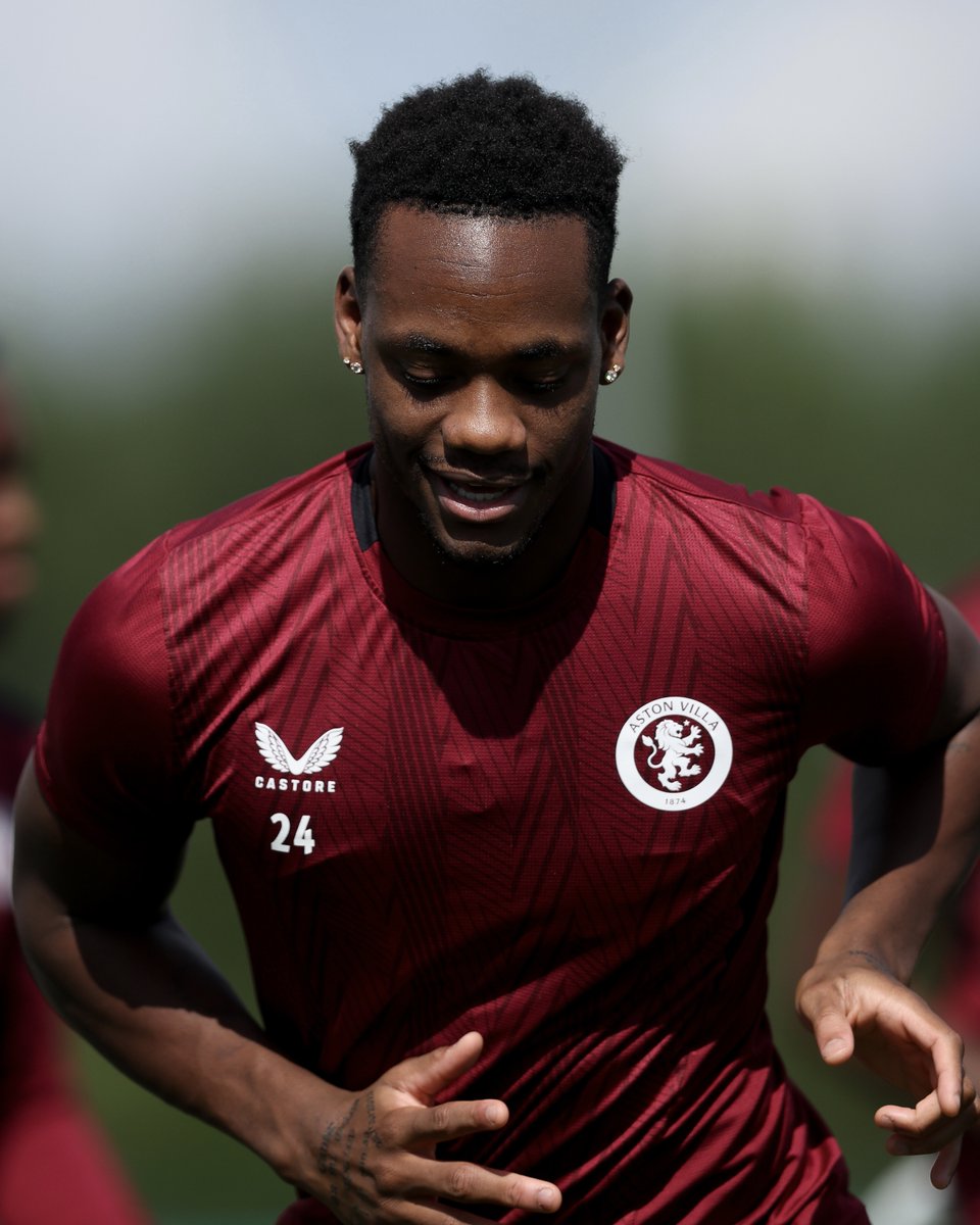 Aston Villa tweet media