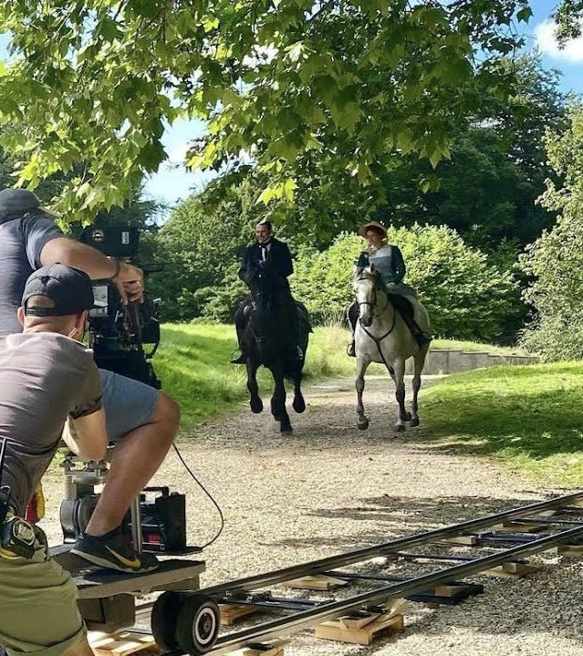 SanditonSister2's tweet photo. Hey, it's done before @Sanditon, @ITVX, @RedPlanetTV?
Why not have a #SanditonS3+S2 #celebratingsanditon party again?🙏🏼⁉️

Scenes we know exist 🔍:
- CH &amp; AC horse riding
- Colbourne walking through the woods (buttons missing 😆)
- S2 evening carriage ride to Heyrick Park
- ... https://t.co/05vISYXVsM
