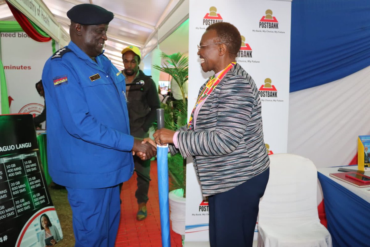 Postbank1's tweet image. Postbank Chairperson, Amb. Sarah Serem  interacts with Customers who visited our stand during the ongoing #DEVCON2023. The bank  partners with different stakeholders in advancing the Devolution agenda on financial inclusion in all counties. #DevolutionConference2023  #devcon