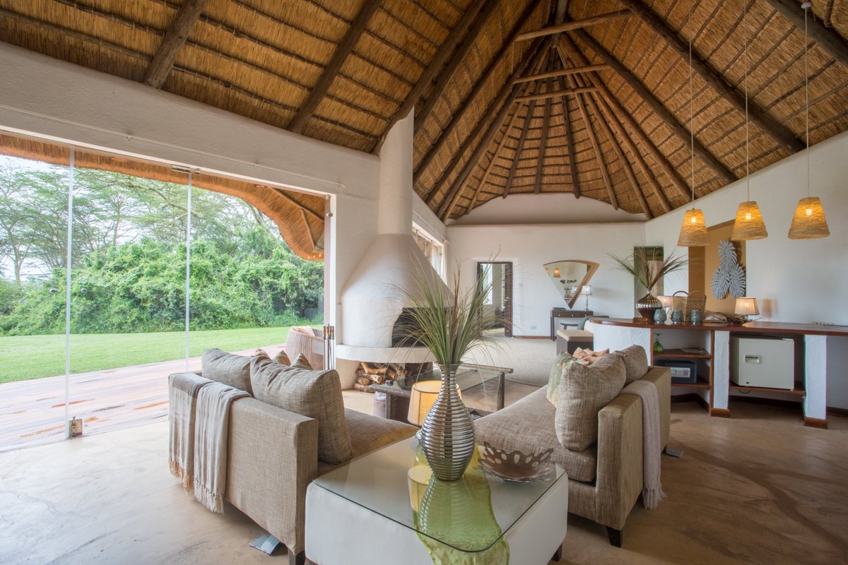 Stejos_Tours's tweet photo. Solio is famed as a lodge in Kenya for its unique and mind-blowing rhino viewing experiences. Tucked in the valley between the lofty slopes of Mount Kenya and the peaks of the Aberdare Mountains

📞 For more information !!!

Call us at 0715293975 /0799030781 / 0795046018

info@stejostours.co.ke

https://t.co/VYurSNqb9D