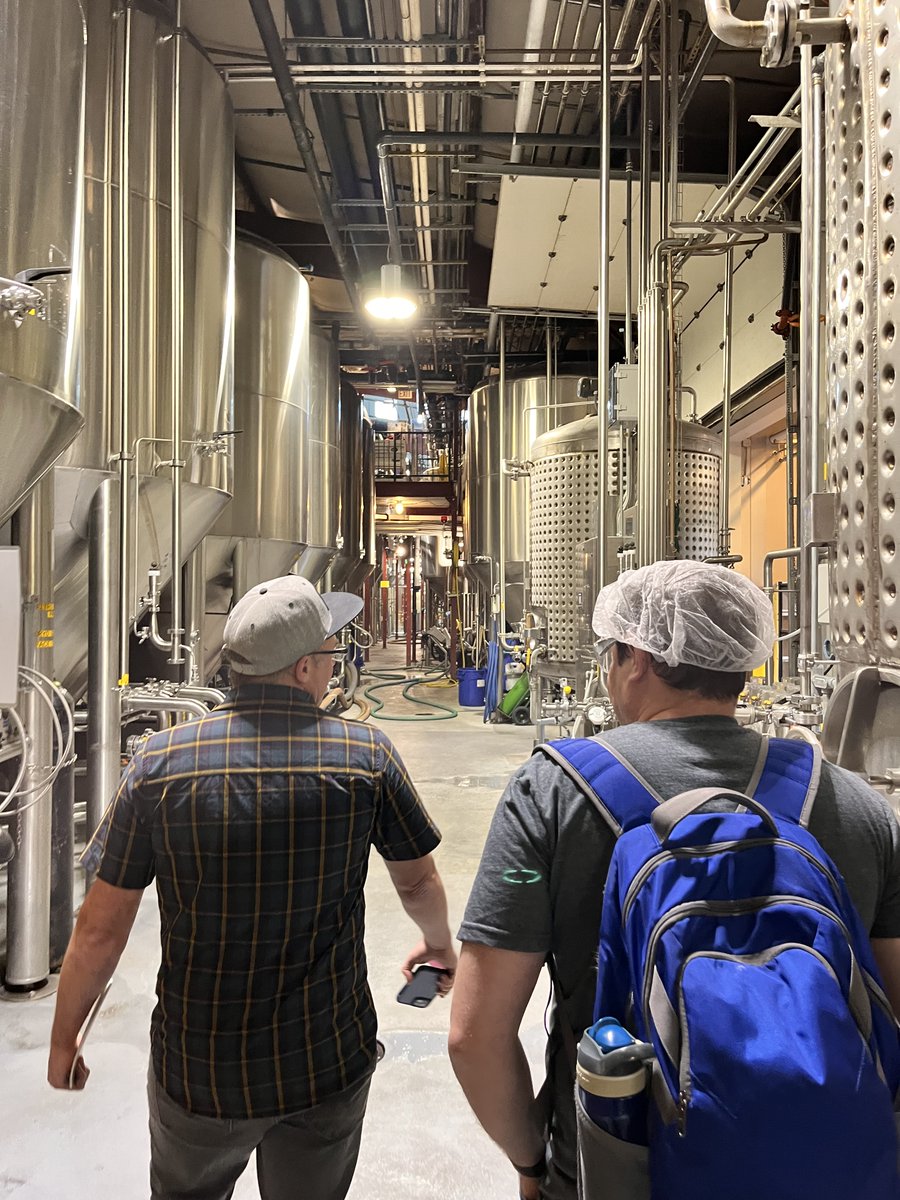 precisionferm's tweet image. #TBT to our visit to @DeschuteBrewery earlier this summer. 

We love a clean cellar—getting to see Director of Sales Mark F. in a hair net is just a bonus. 

#customervisit