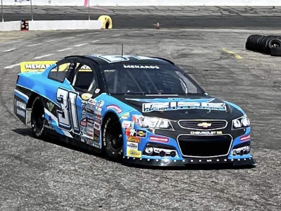 MichaelKleinVA's tweet image. I do still have the chance to compete in the ARCA Menards Series events at Salem Speedway and Toledo Speedway but we’re still short on funding. We will be doing a fan car for this event, register at @OpenFender to make contributions!

openfender.com/fundraisings/a…