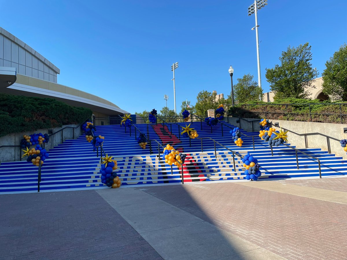 CoachKonkol's tweet image. Good morning #918!  TU move in today and Matriculation tonight! #ToUghertogether