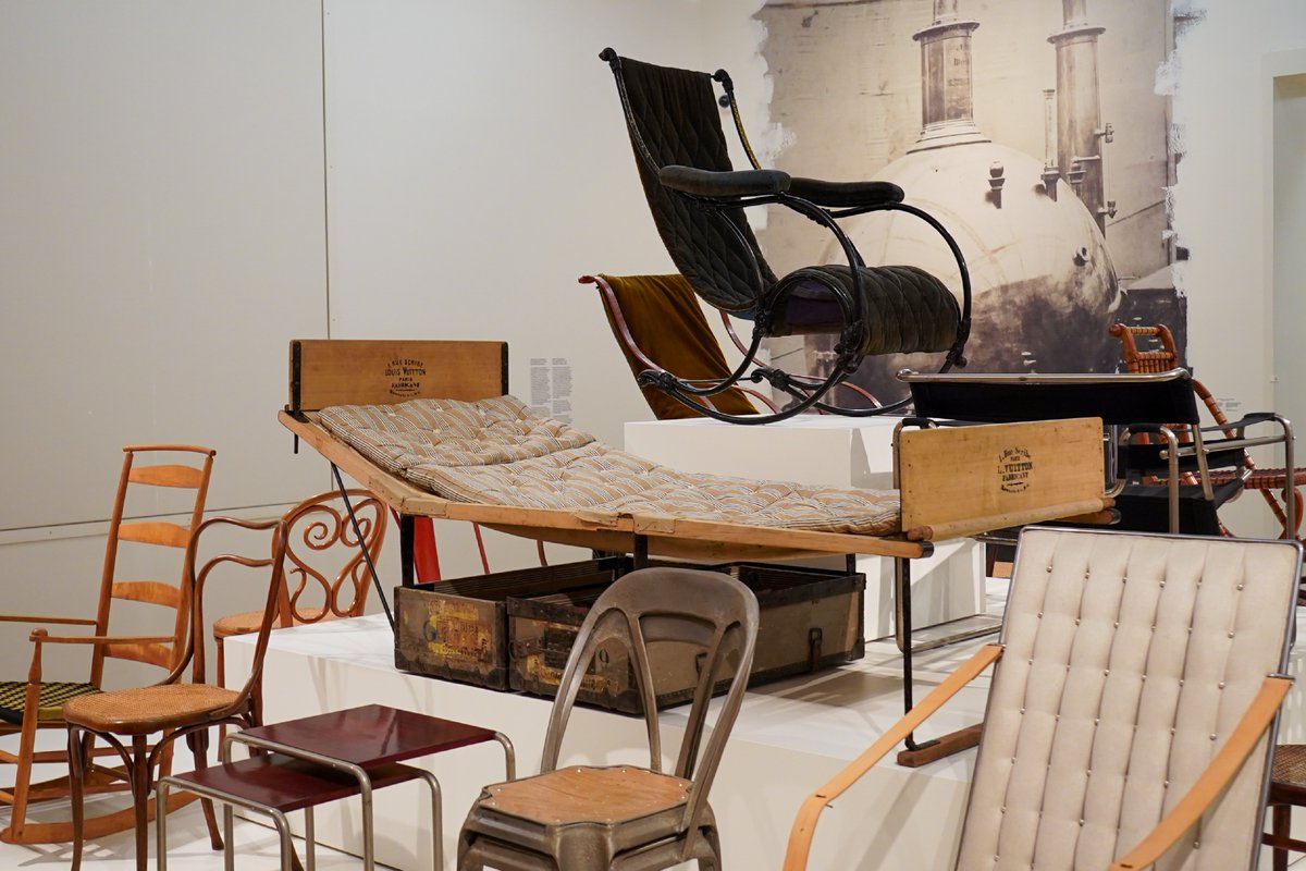 You probably know Louis Vuitton from their famous logo and luxury accessories. But did you know Louis Vuitton once also designed travel beds? This travel bed was actually designed around 1867 by Louis Vuitton himself.

Now on view in the exhibition 'MODERN'.