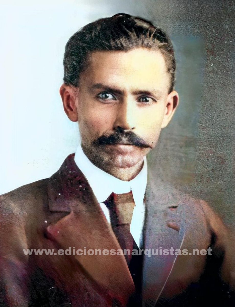 vozdelaanarquia's tweet photo. Un día como hoy, 17 de agosto, pero de 1864, nace el anarquista mexicano Librado Rivera Godinez.
Maestro de escuela de profesión, conoce en 1901 a Ricardo Flores Magón en el congreso de San Luís Potosí, al que le unirá una amistad y hermandad hasta el deceso de Ricardo en 1922 👇🏼 https://t.co/oHHuzV5gQh