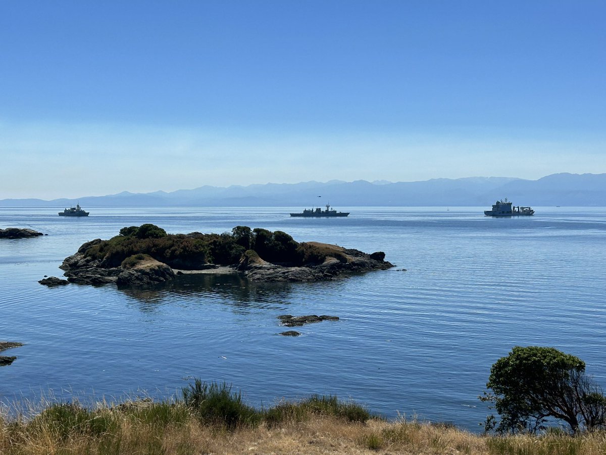 Throwback Thursday…all the way back to Monday when HMCS VANCOUVER, HMCS OTTAWA, and MV ASTERIX sailed for OP Horizon. The dockyard seems so much more quiet now. #freeandopenindopacific #ophorizon @HMCSOTTAWA @HMCSNCSMVan