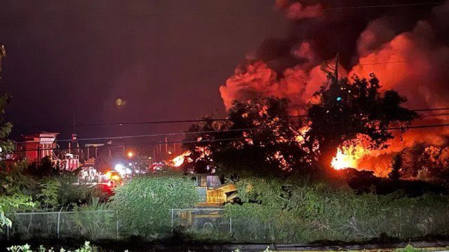 dmills3710's tweet image. #AnotherFire

PENSACOLA, FLORIDA FIRE MARKS NINTH RECYCLING PLANT FIRE IN FIRST HALF OF AUGUST ALONE

libertyonenews.com/pensacola-fire…